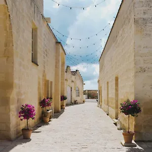 masseria-paralupi.lecce-hotels.com/
